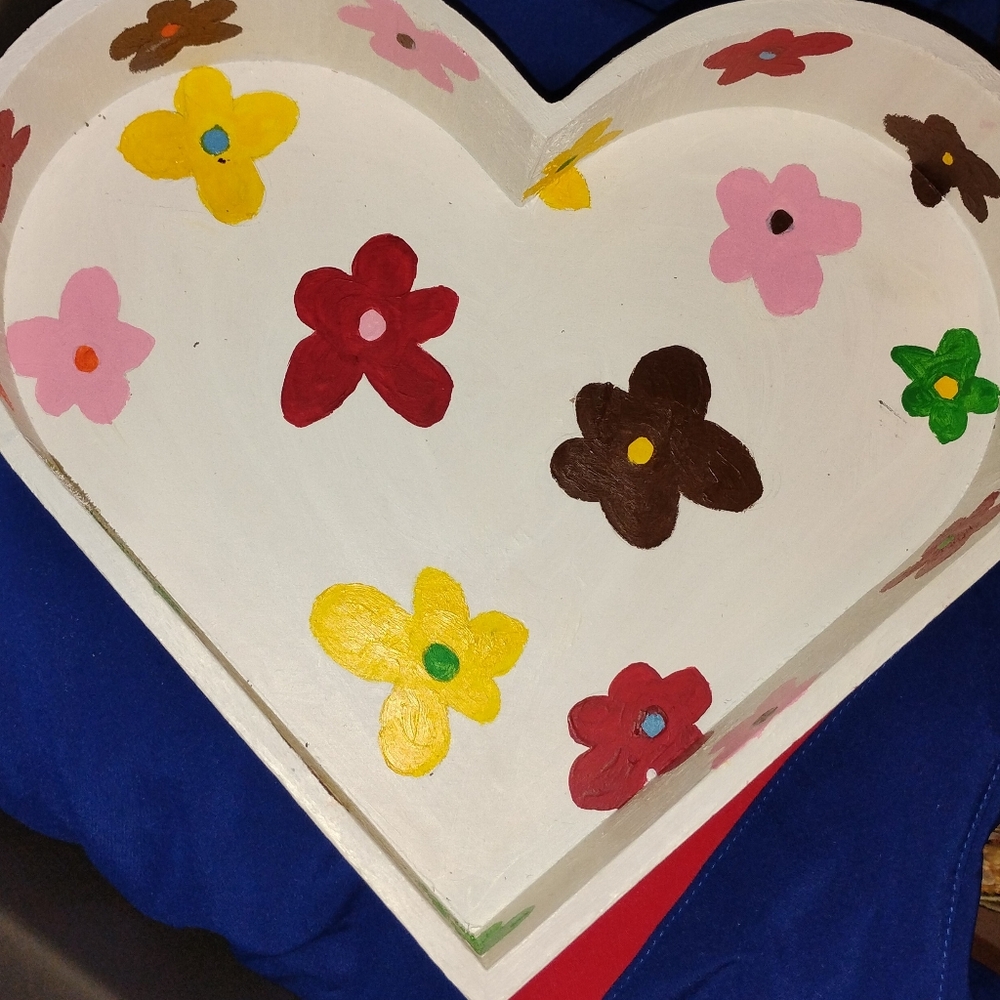 Heart shape holder
